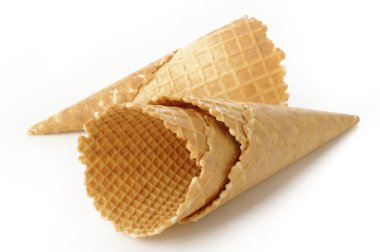 beyaz zemin üzerine gofret koni