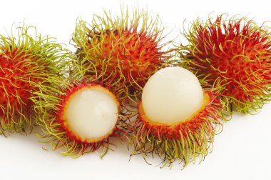 beyaz zemin üzerine Rambutan meyve