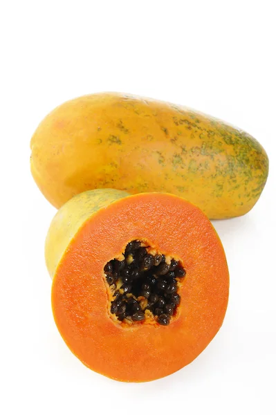Papaya sobre blanco —  Fotos de Stock