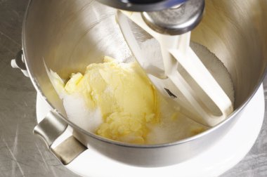 elektrikli karıştırıcı