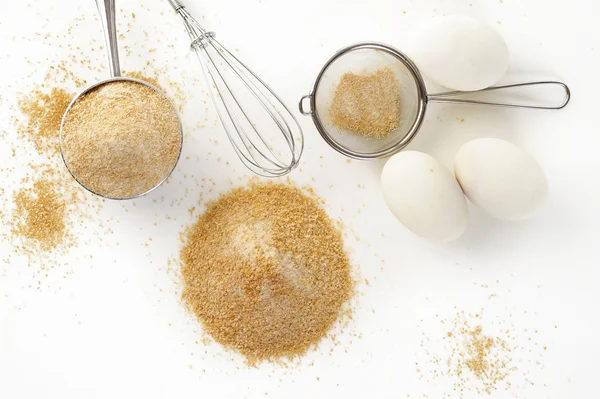 Eggs and wheat ingredients — Stock Photo, Image