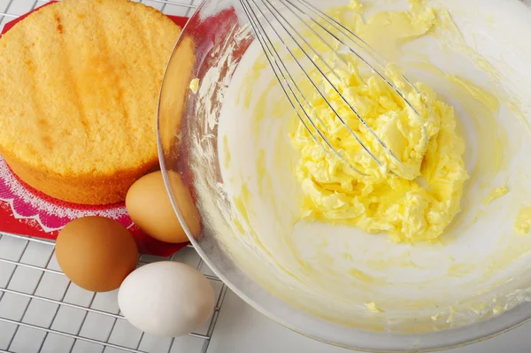 Beat butter and egg — Stock Photo, Image