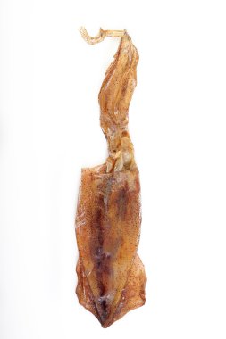 Beyaz arkaplanda kurumuş mürekkep balığı