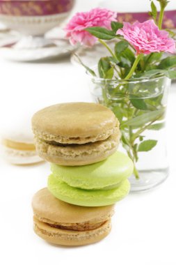 Beyaz colorplastic şeritler