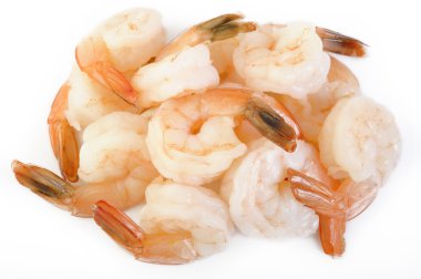 beyaz zemin üzerine pişmiş karides