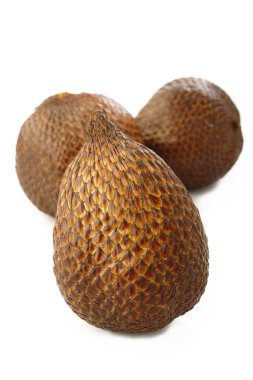 salak bali meyve beyaz arka plan üzerinde