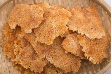 Fazla pişmiş pirinç kabuğu, Kore geleneksel yemekleri..