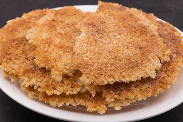 Crosta de arroz cozido demais, comida tradicional coreana. — Fotografia de Stock