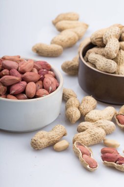 Kabuklu kurutulmuş fıstık. Resmi kapat