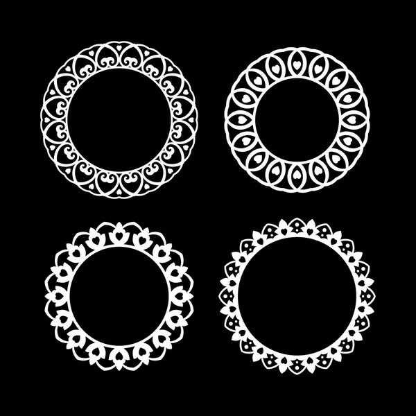 Yuvarlak dantel süsler kümesi
