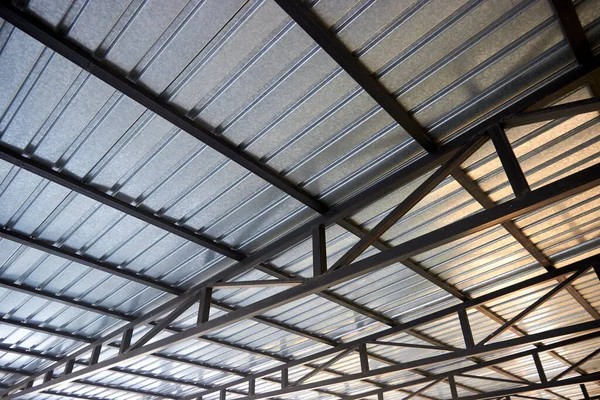 Metal truss and canopy made of metal sheet — Stock Photo, Image