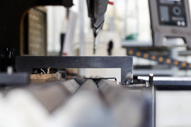  sayfa bükme makinesi bulanık önplanlı seçici odak