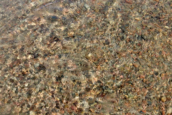 Průzračná Čistá Voda Oblázkové Dno Řeky Přirozené Abstraktní Pozadí — Stock fotografie