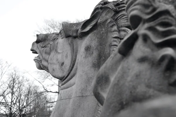 Cardiff Walia Kwietnia 2021 Zbliżenie Ujęć Historycznej Grupy Rzeźb Publicznych — Zdjęcie stockowe