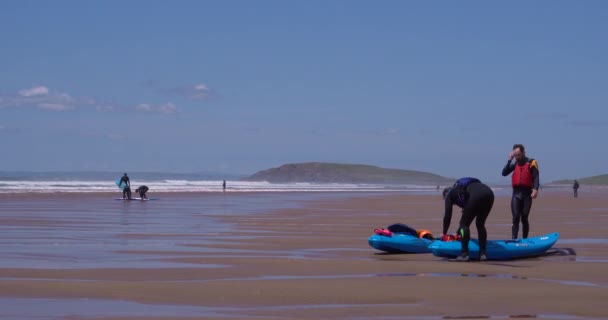 Llangennith Ein Großartiger Surfstrand Auf Der Gower Peninsula Südwesten Von — Stockvideo