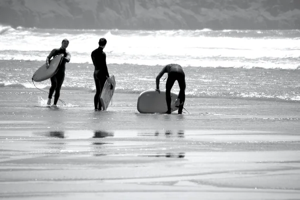 Llangennith Gower Félsziget Swansea Wales Kempingek Strand Parkoló Nyitott Szörfösök — Stock Fotó