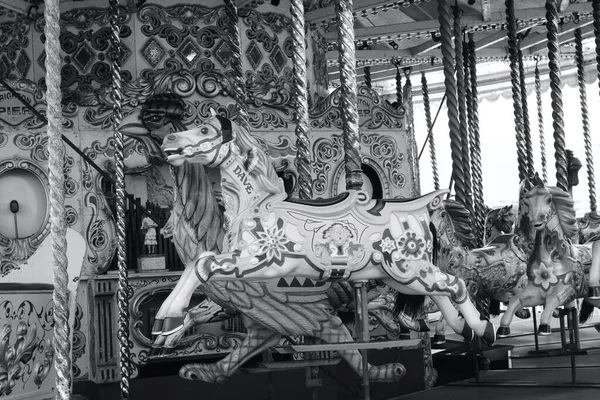 All Rides Closed Due Gale Force Winds Rough Seas Carousels — Stock Photo, Image