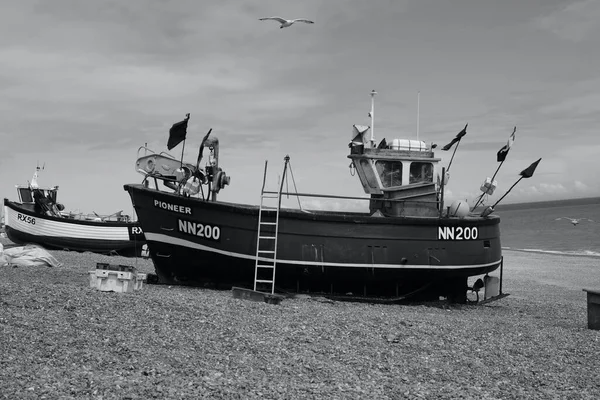 Hastings Sussex Inghilterra Luglio 2021 Barche Pesca Dai Colori Vivaci — Foto Stock