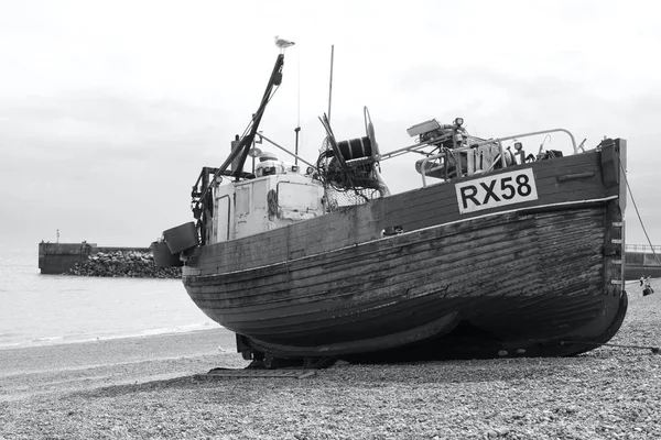 Hastings Sussex Inghilterra Luglio 2021 Barche Pesca Dai Colori Vivaci — Foto Stock