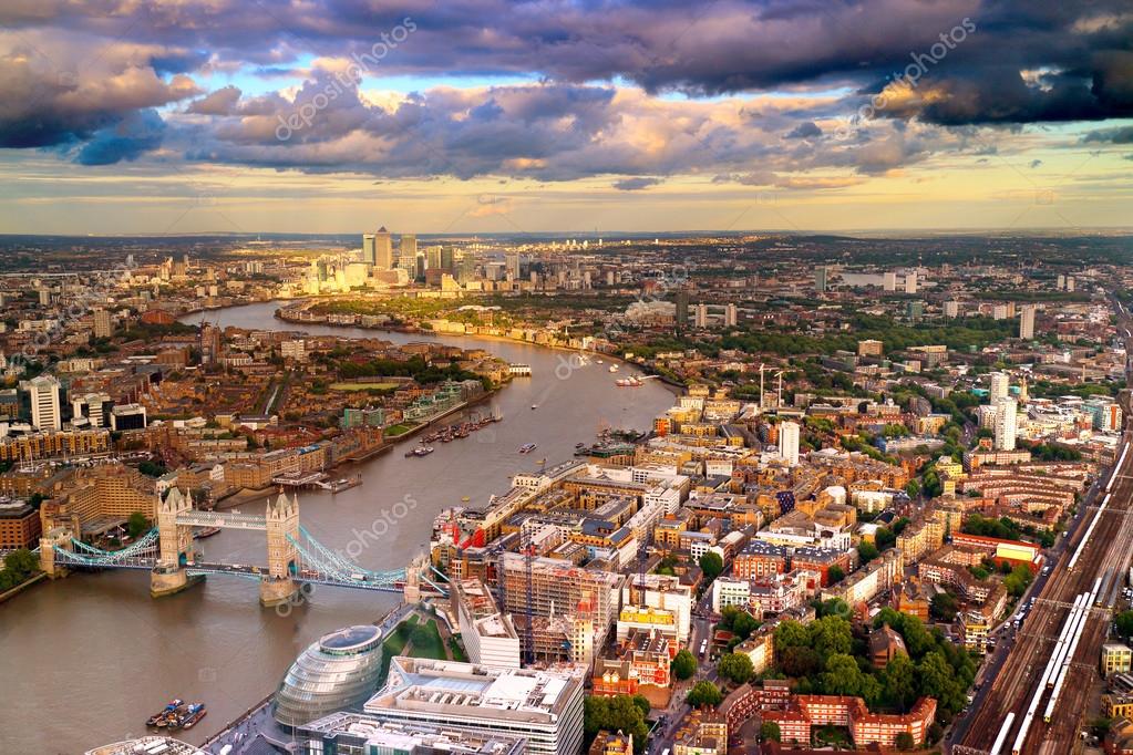 Демократическая республика конго столица. Новый всемирный торговый центр в нью-йорке. Ист-лондон юар. Штат детройт. Всемирный торговый центр в нью-йорке.