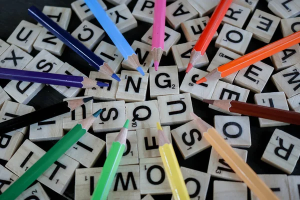 Chon Buri Tailândia Nov 2020 Altura Letras Scrabble Fundo Madeira — Fotografia de Stock