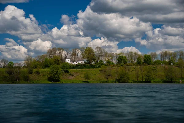 View Weinfelder Maar Weinfelder Chapel — Stock Photo, Image