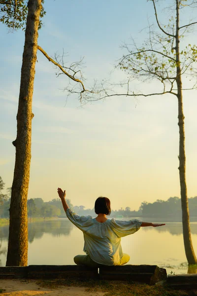 Yoga Kadını — Stok fotoğraf