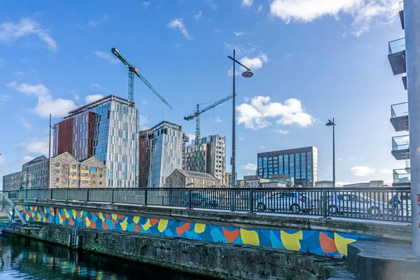 Googles Nový Kancelářský Bytový Komplex Tvaru Místě Bolands Mills Grand — Stock fotografie