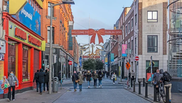 Die Mary Street Henry Street Dublin Irland Dekoriert Mit Weihnachtsbeleuchtung — Stockfoto