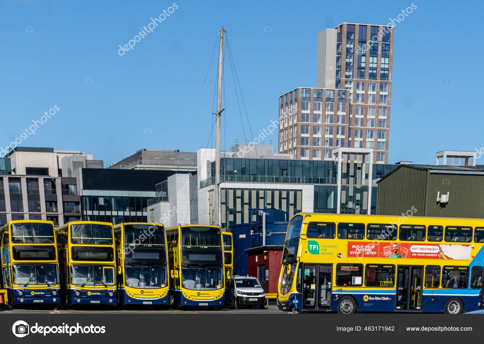 Dublin Bus Pictures Dublin Bus Stock Photos Images Depositphotos