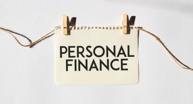 Kart ve Kişi Bireysel Finans. Diyagram ve beyaz arkaplan