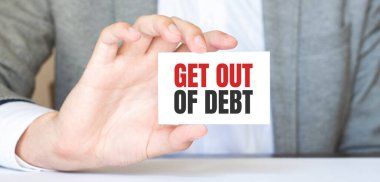 Elinde mesaj olan bir iş adamı borçtan kurtulur. İş konsepti