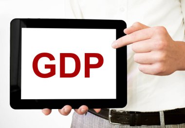 GSYİH 'yi beyaz fırında işadamlarının ellerinde tablet olarak göster. İş konsepti
