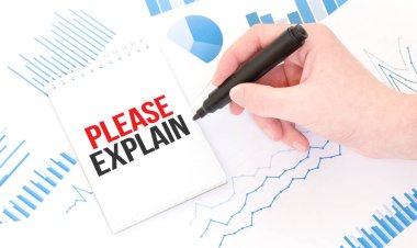 Siyah kalemli bir iş adamı, üzerinde metin olan not defteri lütfen açıklayın, iş konsepti