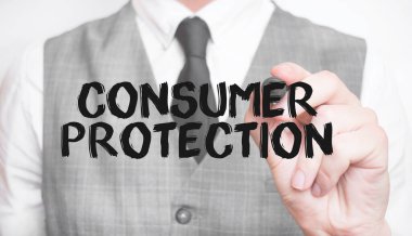 İşadamı, keçeli kalemle, iş konseptiyle Kelime Kelime Tanımlama Protokolü yazıyor