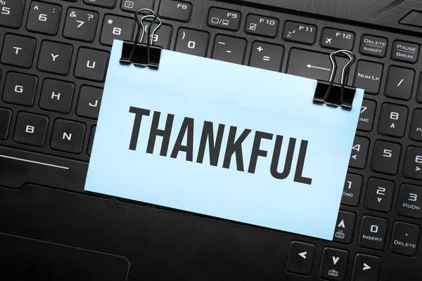 Thankful Inscription White Paper Note Laptop Keyboard Closeup Message — Stock Photo, Image