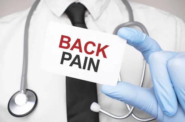 Doctor Holding Card Text Back Pain Medical Concept — Stock Photo, Image