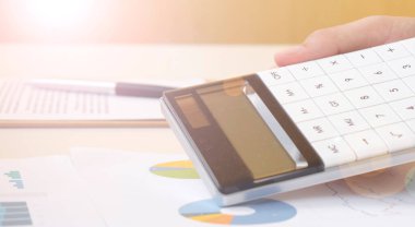 başarılı muhasebeci ofis cinsinden finansal veriler ile çalışma