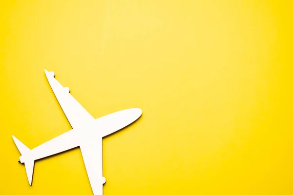 Miniature Toy Airplane Yellow Background Trip Airplane — Stock Photo, Image