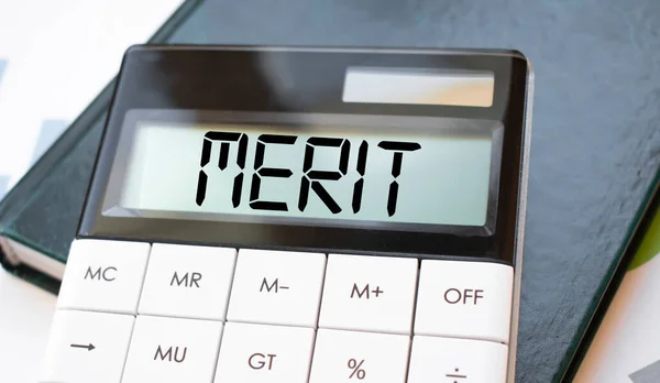 Word Meriter Miniräknaren Affärs Och Finanskoncept — Stockfoto