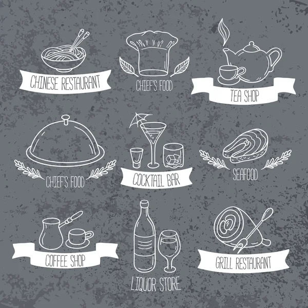 Étiquettes d'aliments et boissons dessinées à la main. Emblèmes Doodle sur fond grunge — Image vectorielle