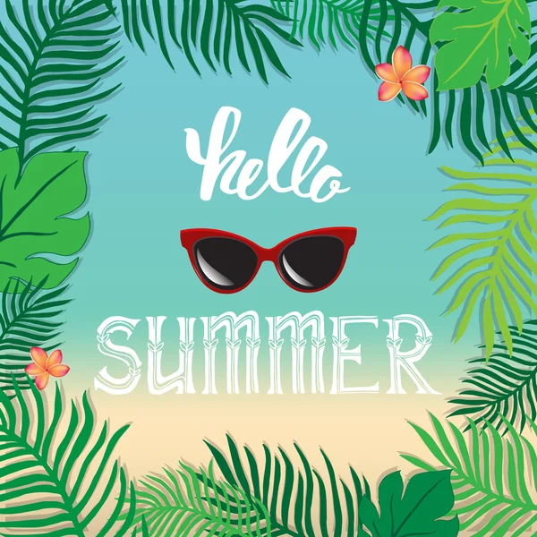 Hej sommar. Vektor sommaren illustration sidan bokstäver. Bladen av palmer och tropiska blommor på en bakgrund av kusten. — Stock vektor
