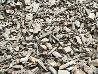 Keskin kenarları, doku taşlarla çoğulluğu.