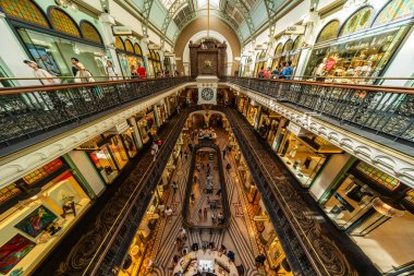 SYDNEY, AUSTRALYA - 29 Aralık 2025: Sydney 'deki Kraliçe Victoria Binası İçişleri.