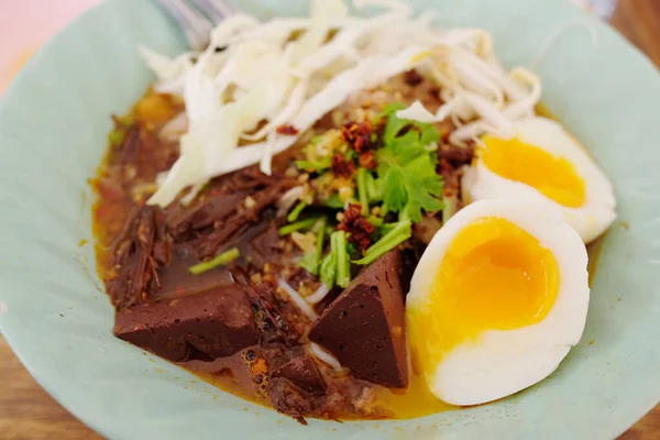 Northern Thai Rice Noodles Spicy Pork Sauce Boiled Eggs Bean — Stock Photo, Image