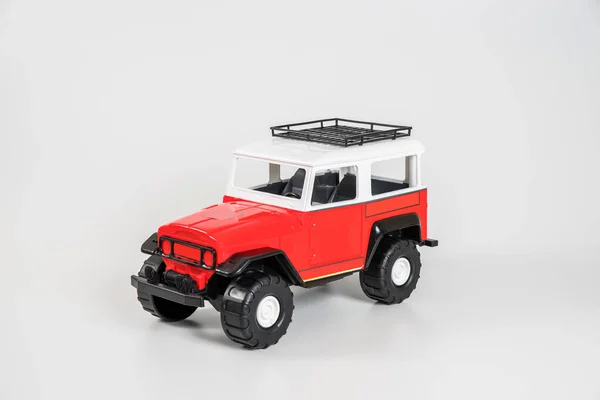 Plastic Kinderwagen Geïsoleerd Witte Achtergrond Rode Witte Suv — Stockfoto