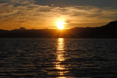 Akdeniz 'de gün batımı