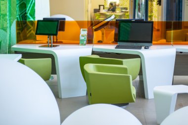 cam Oda ile yeni modern iş merkezi