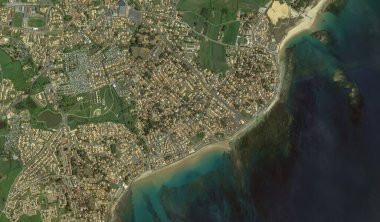 2019 'da Bretigny-sur-Orge' un kıyı, caddeleri ve altyapısı kuş bakışı bir bakış açısıyla ele alındı.