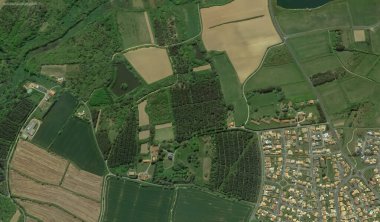 2019 'da Bretigny-sur-Orge' un kıyı, caddeleri ve altyapısı kuş bakışı bir bakış açısıyla ele alındı.